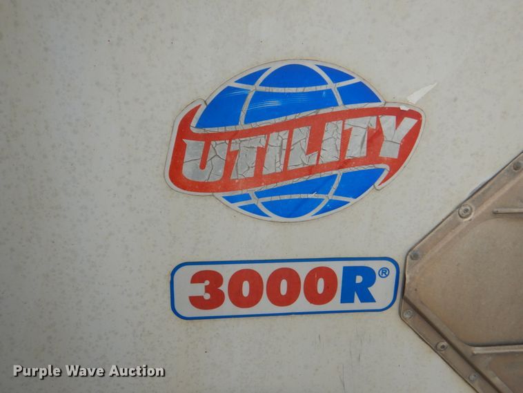 image for item KX9214 2003 Utility 3000R  refrigerated van trailer