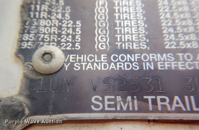 image for item KX9214 2003 Utility 3000R  refrigerated van trailer