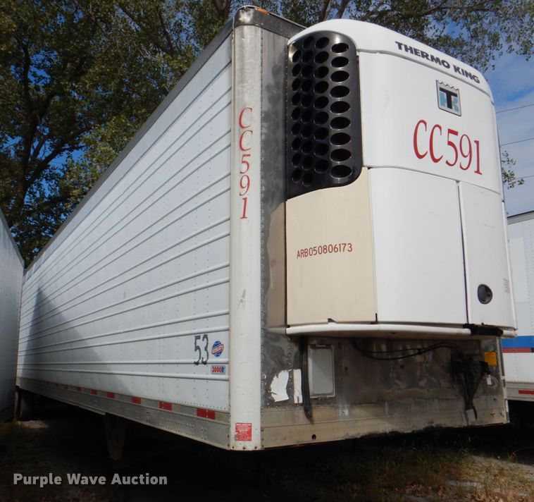 image for item KX9215 2004 Utility 3000R  refrigerated van trailer