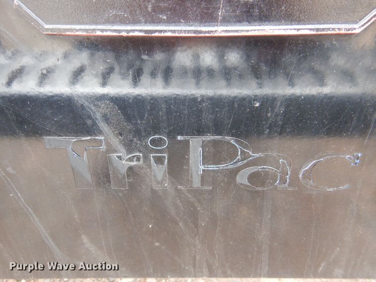 image for item LS9144 2014 Peterbilt 386  semi truck