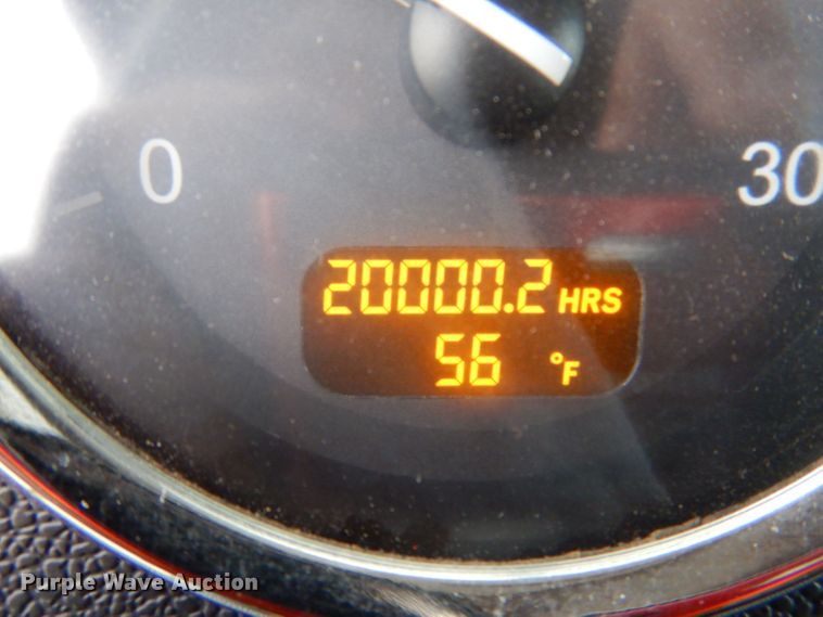 image for item LS9144 2014 Peterbilt 386  semi truck