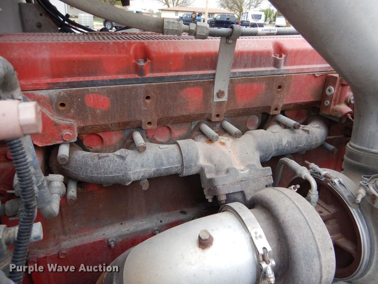 image for item LS9144 2014 Peterbilt 386  semi truck