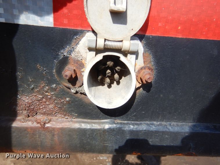 image for item MX9909 1991 Fontaine  flatbed trailer