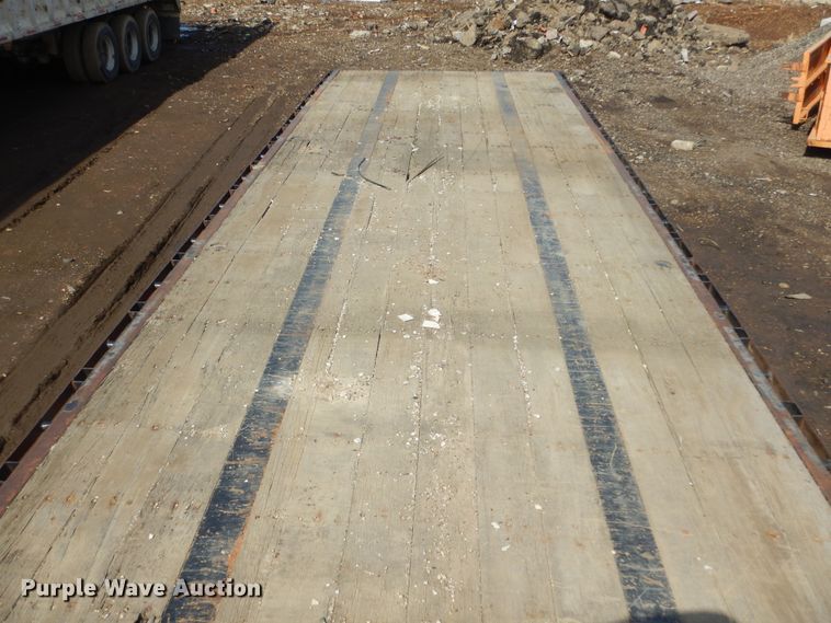 image for item MX9909 1991 Fontaine  flatbed trailer