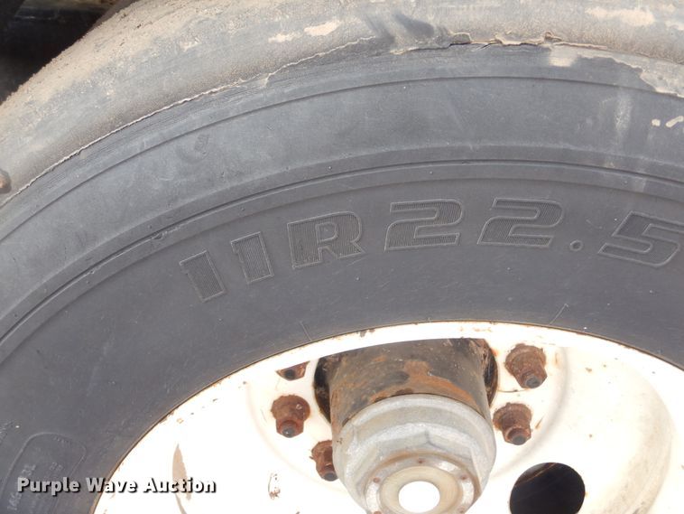 image for item MX9909 1991 Fontaine  flatbed trailer