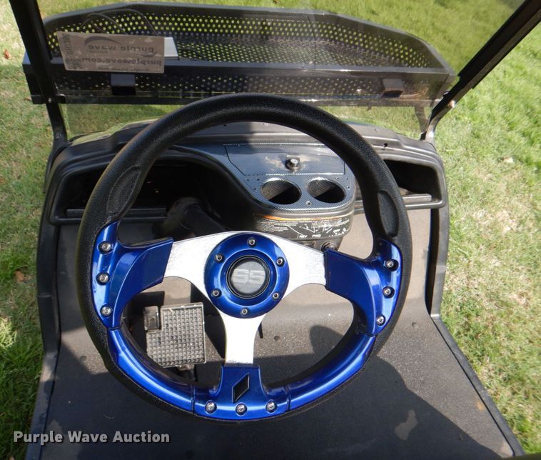 image for item DH7366 2008 Yamaha YDRE  golf cart