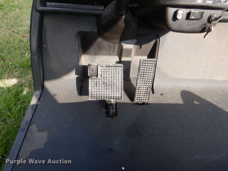 image for item DH7366 2008 Yamaha YDRE  golf cart