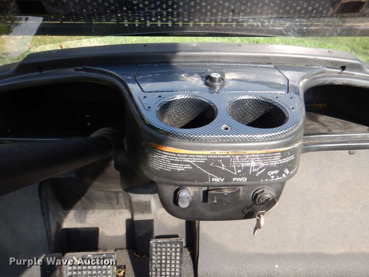 image for item DH7366 2008 Yamaha YDRE  golf cart