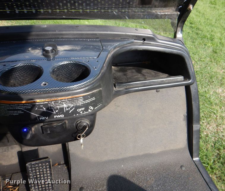 image for item DH7366 2008 Yamaha YDRE  golf cart
