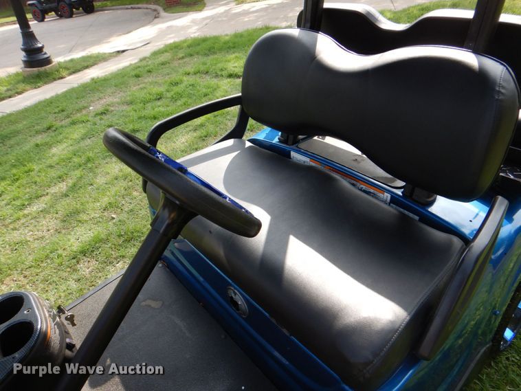 image for item DH7366 2008 Yamaha YDRE  golf cart