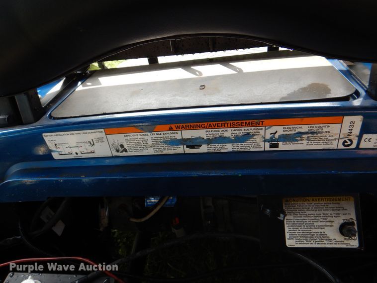 image for item DH7366 2008 Yamaha YDRE  golf cart