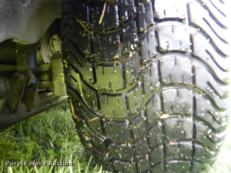 image for item DH7366 2008 Yamaha YDRE  golf cart