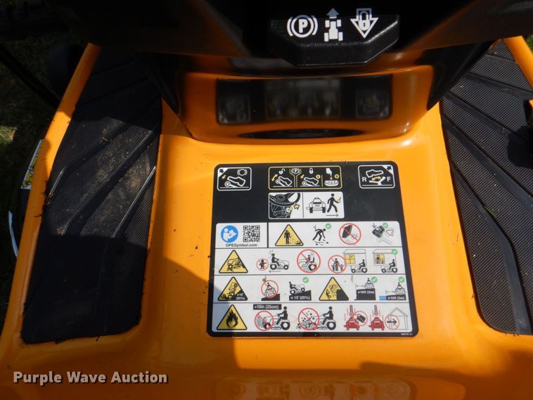 image for item DH7367 2021 Cub Cadet XT1 LT42  lawn mower