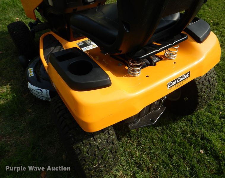 image for item DH7367 2021 Cub Cadet XT1 LT42  lawn mower