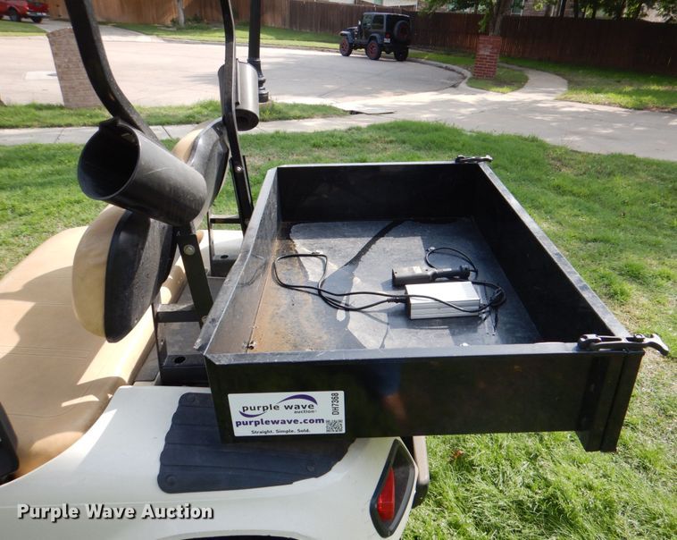 image for item DH7368 2013 EZ GO Textron  golf cart