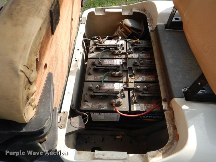 image for item DH7368 2013 EZ GO Textron  golf cart