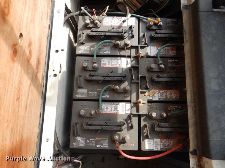 image for item DH7368 2013 EZ GO Textron  golf cart