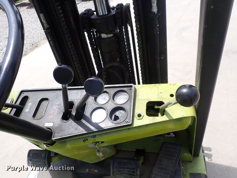 image for item DI1944 Clark C500-50  forklift