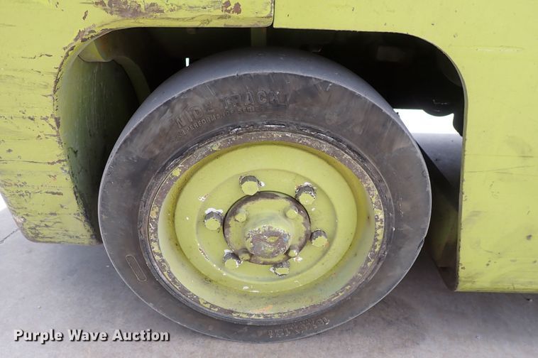 image for item DI1944 Clark C500-50  forklift