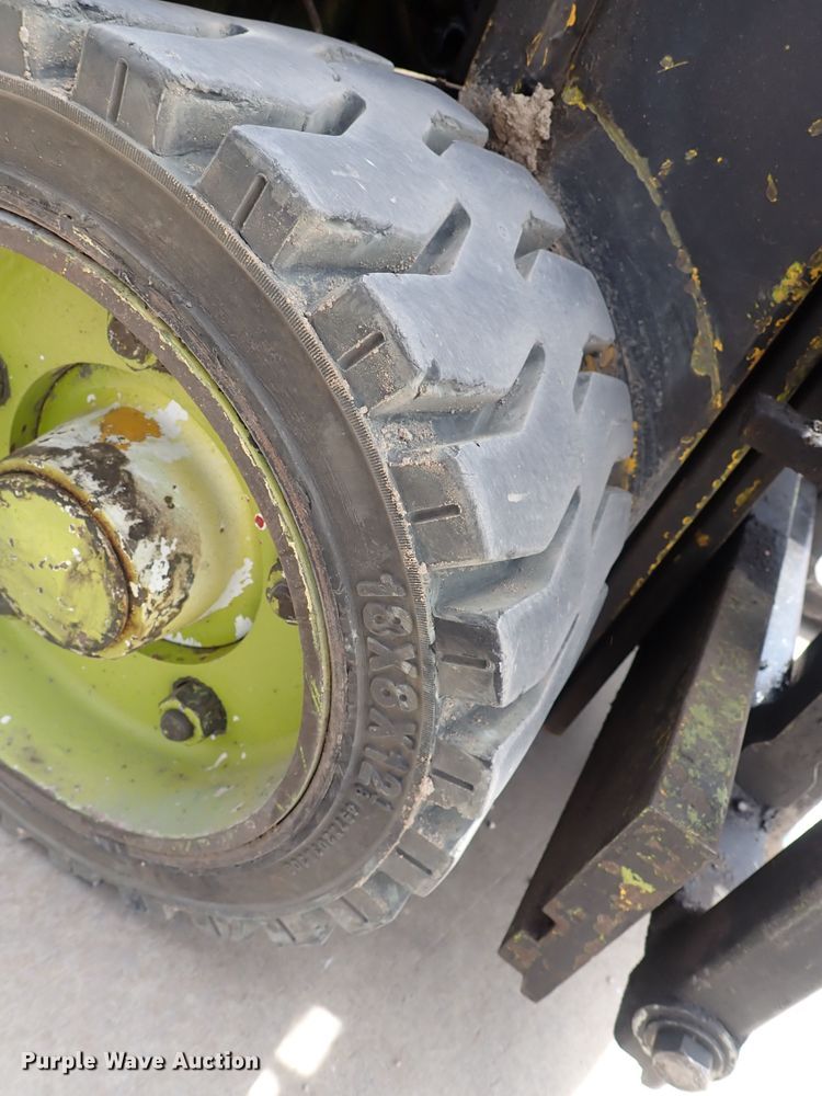 image for item DI1944 Clark C500-50  forklift