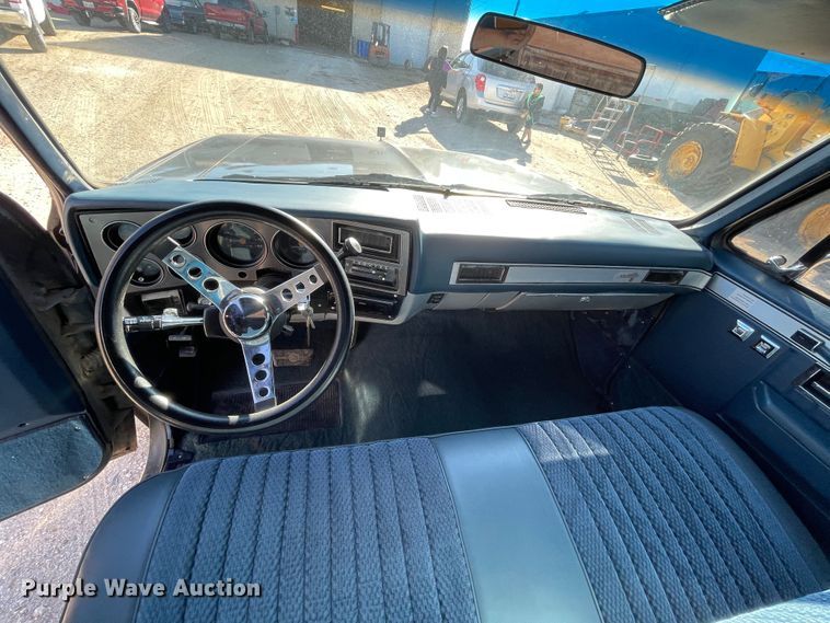 image for item DJ5024 1984 Chevrolet C10  pickup truck