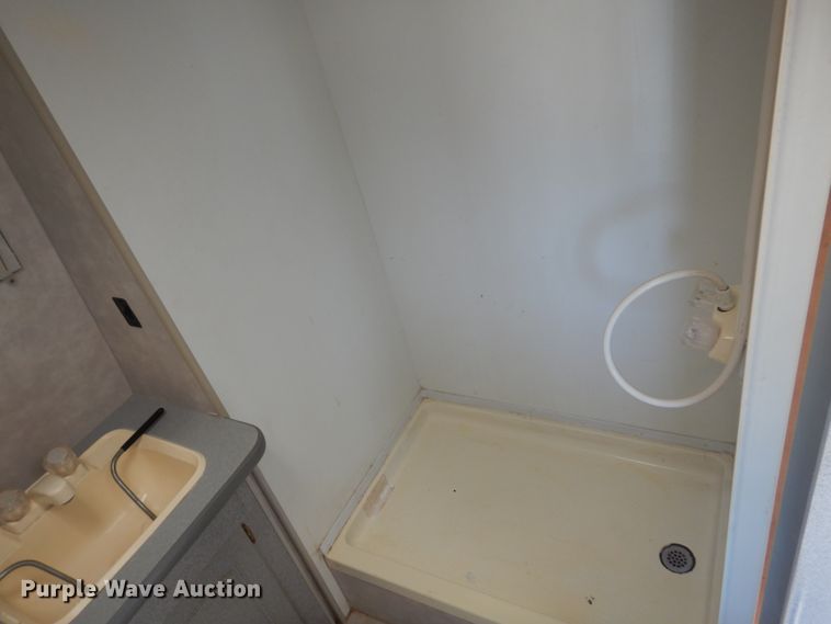 image for item DK0796 2008 Rage'n  camper