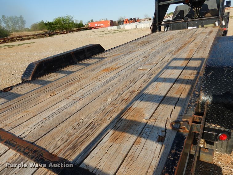 image for item DK0870 2013 Top Hat  equipment trailer