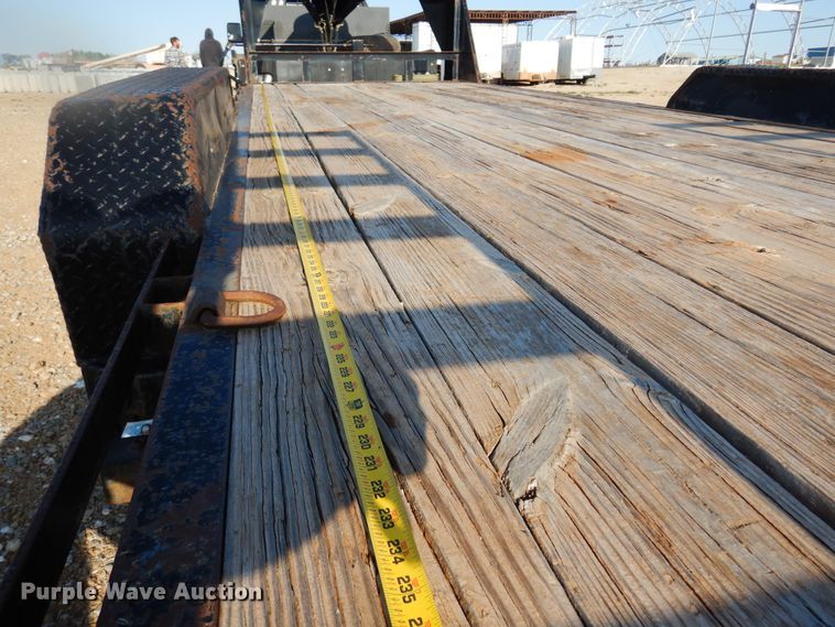 image for item DK0870 2013 Top Hat  equipment trailer