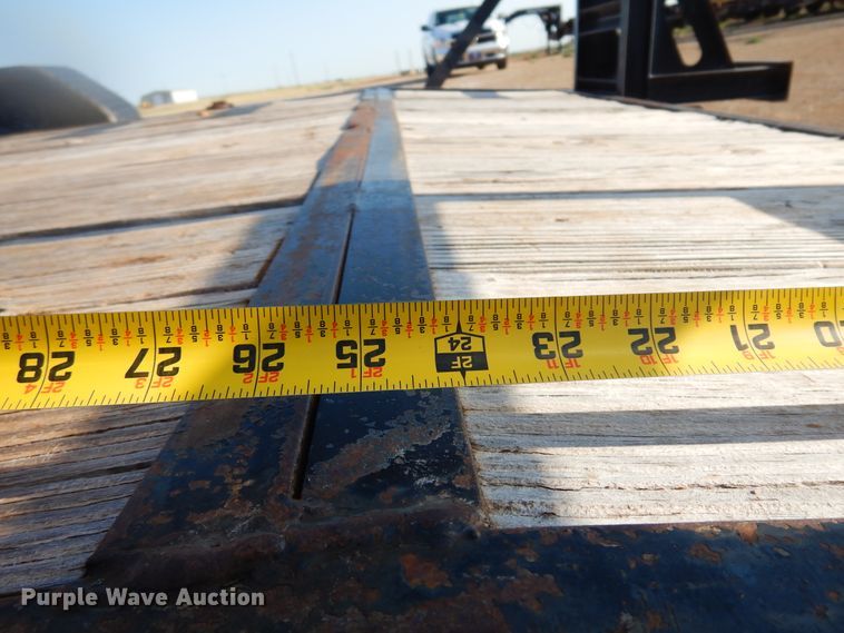 image for item DK0870 2013 Top Hat  equipment trailer