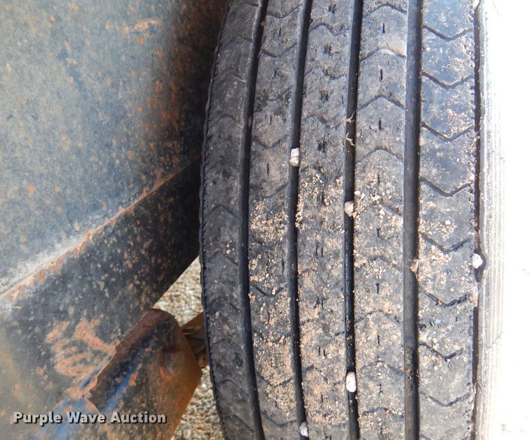 image for item DK0870 2013 Top Hat  equipment trailer