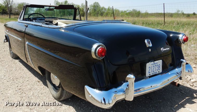 image for item DK0896 1952 Ford Sunliner  convertible