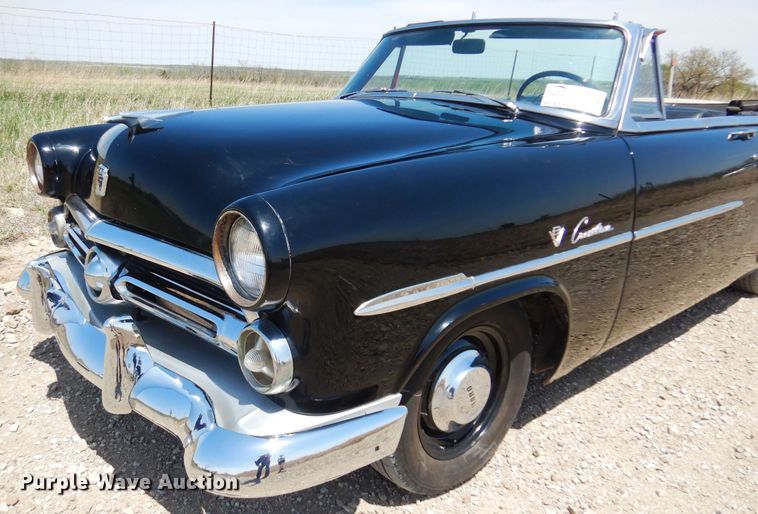 image for item DK0896 1952 Ford Sunliner  convertible