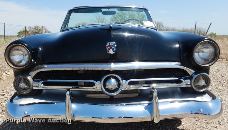 image for item DK0896 1952 Ford Sunliner  convertible