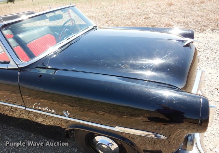 image for item DK0896 1952 Ford Sunliner  convertible