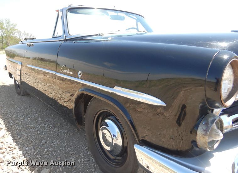 image for item DK0896 1952 Ford Sunliner  convertible