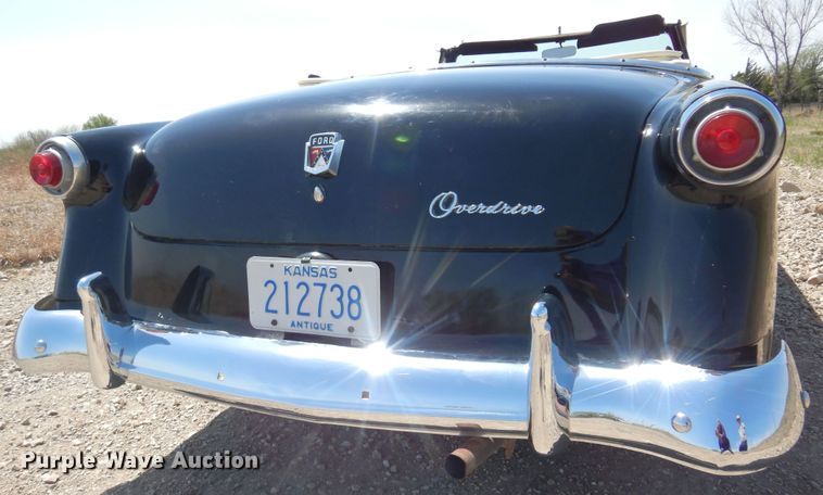 image for item DK0896 1952 Ford Sunliner  convertible