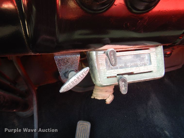 image for item DK0896 1952 Ford Sunliner  convertible