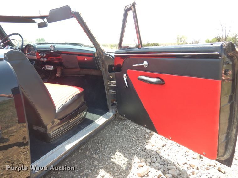 image for item DK0896 1952 Ford Sunliner  convertible