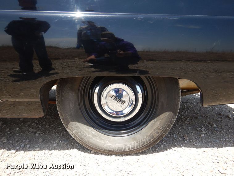 image for item DK0896 1952 Ford Sunliner  convertible