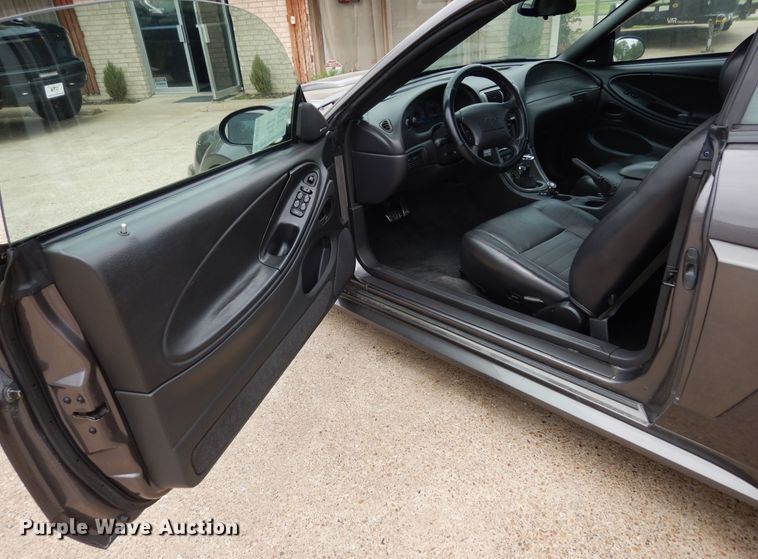 image for item DK8275 2003 Ford Mustang GT  convertible