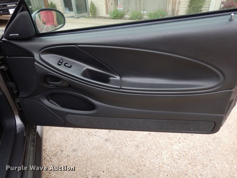 image for item DK8275 2003 Ford Mustang GT  convertible