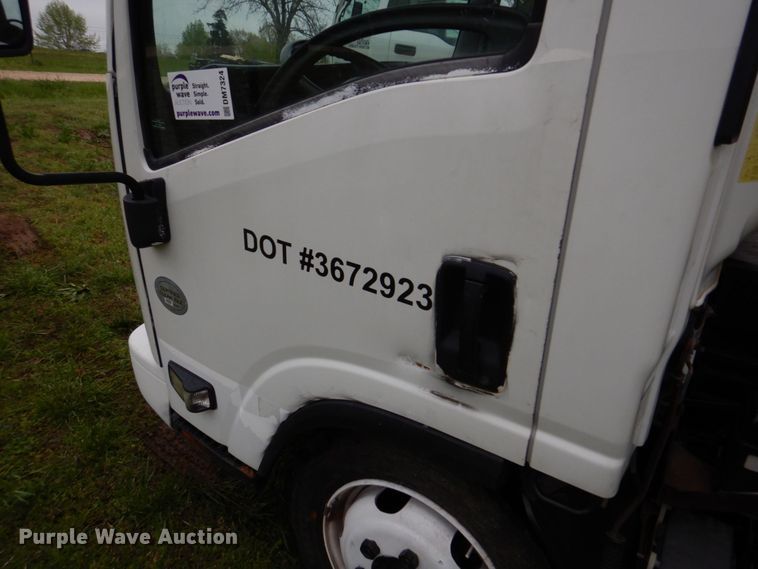 image for item DM7324 2010 Isuzu NRR  refrigerated delivery truck