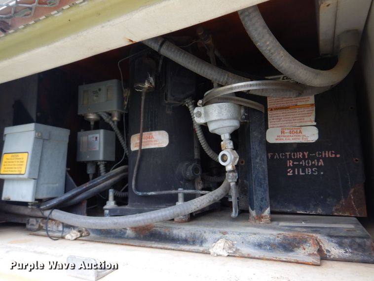 image for item DM7324 2010 Isuzu NRR  refrigerated delivery truck