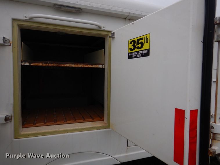 image for item DM7324 2010 Isuzu NRR  refrigerated delivery truck