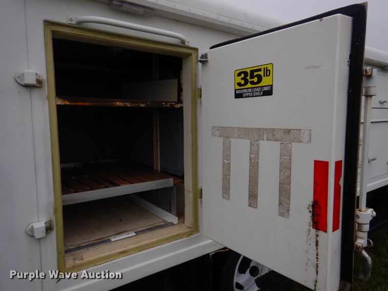 image for item DM7324 2010 Isuzu NRR  refrigerated delivery truck