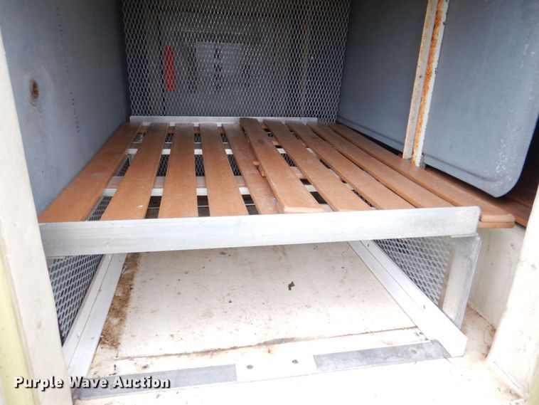 image for item DM7324 2010 Isuzu NRR  refrigerated delivery truck