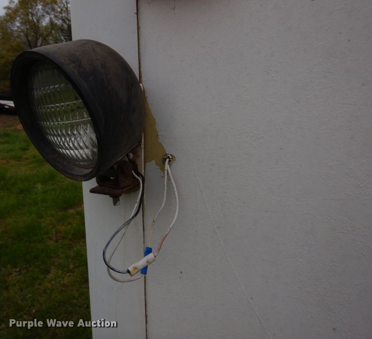 image for item DM7324 2010 Isuzu NRR  refrigerated delivery truck