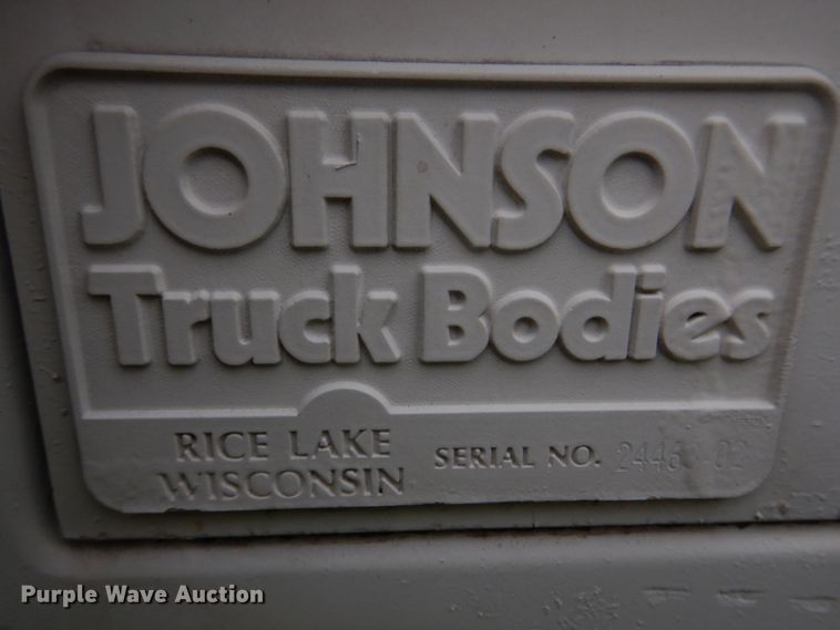 image for item DM7324 2010 Isuzu NRR  refrigerated delivery truck