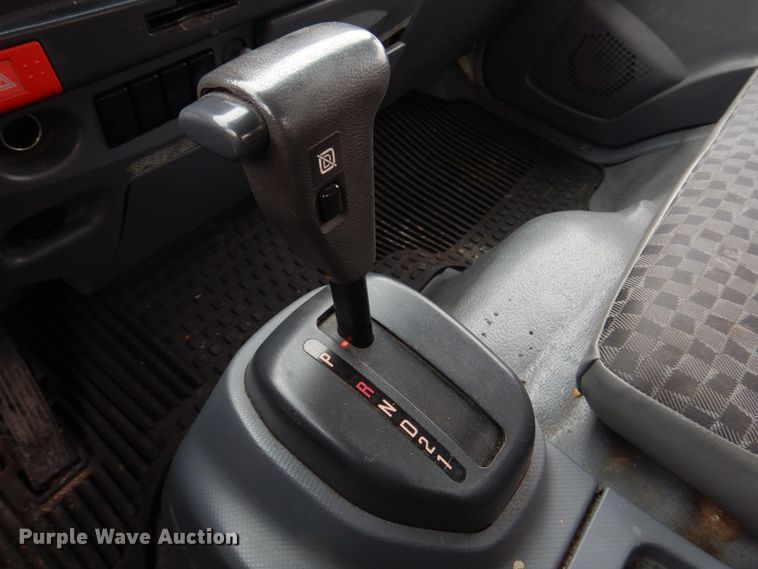 image for item DM7324 2010 Isuzu NRR  refrigerated delivery truck