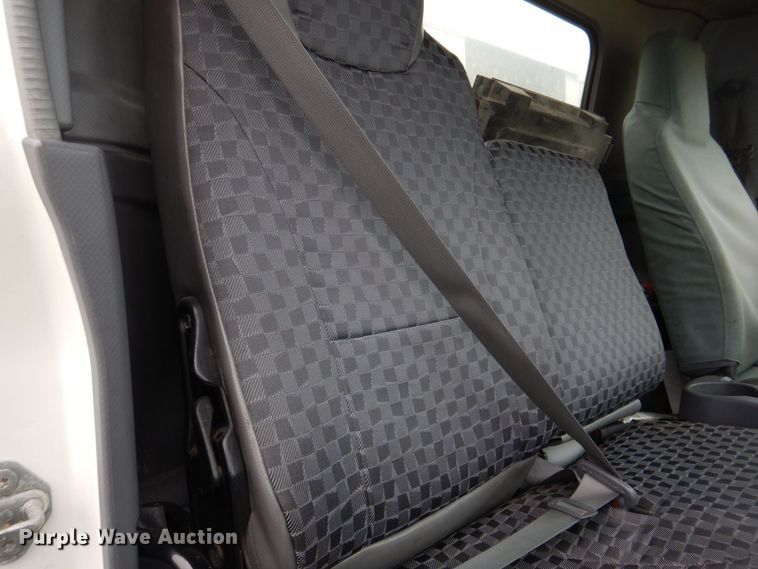 image for item DM7324 2010 Isuzu NRR  refrigerated delivery truck